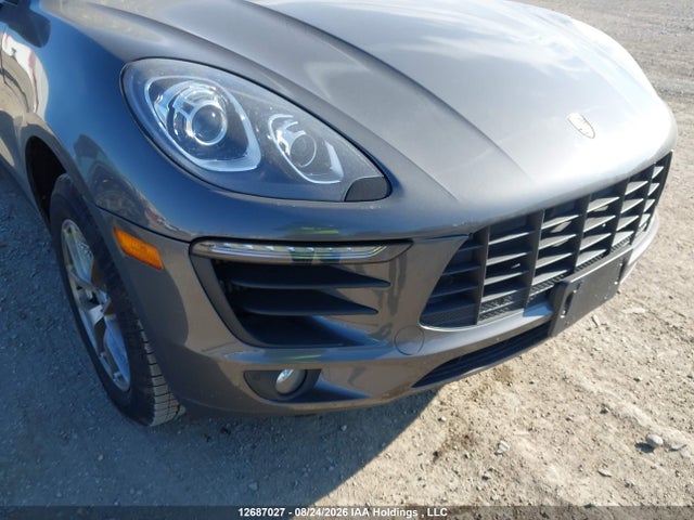 WP1AB2A5XFLB43676 Porsche MACAN S