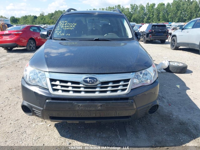 12687056 :رقم المزاد ، JF2SHCBC7DH400642 vin ، 2013 Subaru Forester 2.5x مزاد بيع