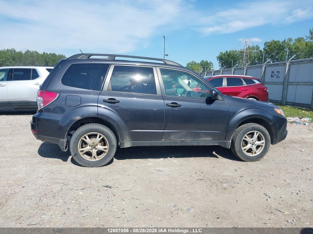 12687056 :رقم المزاد ، JF2SHCBC7DH400642 vin ، 2013 Subaru Forester 2.5x مزاد بيع