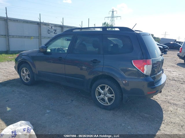 12687056 :رقم المزاد ، JF2SHCBC7DH400642 vin ، 2013 Subaru Forester 2.5x مزاد بيع