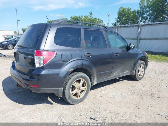 12687056 :رقم المزاد ، JF2SHCBC7DH400642 vin ، 2013 Subaru Forester 2.5x مزاد بيع