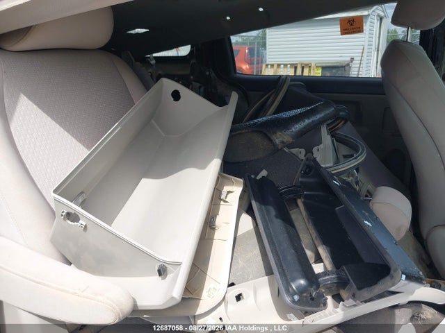 KIA SEDONA LX 2017 KNDMB5C10H6277981 Image 12