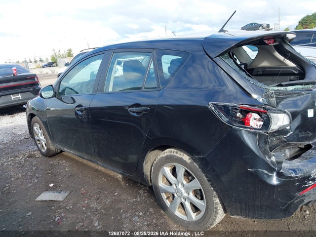 12687072 :رقم المزاد ، JM1BL1KF8B1434980 vin ، 2011 Mazda Mazda3 Gx مزاد بيع