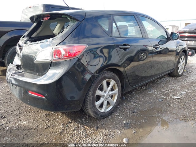 12687072 :رقم المزاد ، JM1BL1KF8B1434980 vin ، 2011 Mazda Mazda3 Gx مزاد بيع