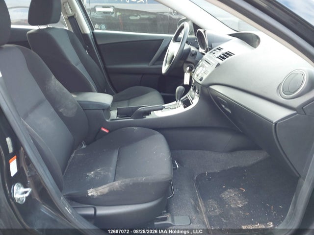 12687072 :رقم المزاد ، JM1BL1KF8B1434980 vin ، 2011 Mazda Mazda3 Gx مزاد بيع