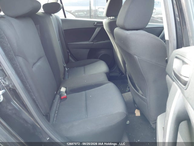 12687072 :رقم المزاد ، JM1BL1KF8B1434980 vin ، 2011 Mazda Mazda3 Gx مزاد بيع