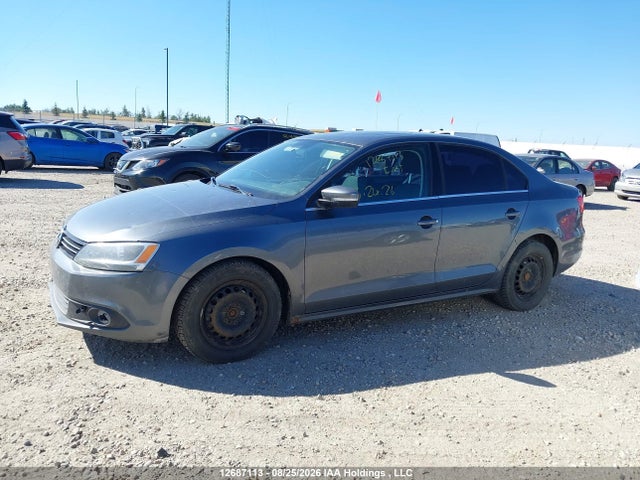 12687113 :رقم المزاد ، 3VWDL7AJ8DM452674 vin ، 2013 Volkswagen Jetta Tdi مزاد بيع