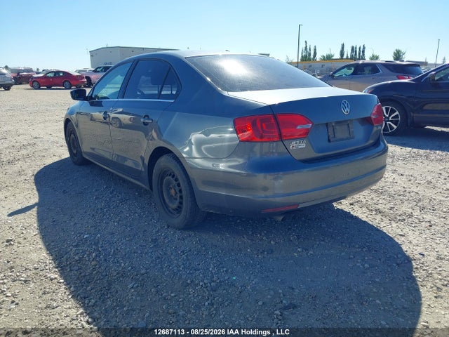12687113 :رقم المزاد ، 3VWDL7AJ8DM452674 vin ، 2013 Volkswagen Jetta Tdi مزاد بيع
