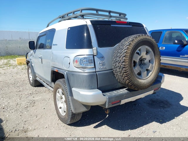 12687125 :رقم المزاد ، JTEBU11F970005886 vin ، 2007 Toyota Fj Cruiser مزاد بيع