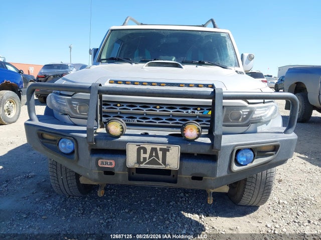 12687125 :رقم المزاد ، JTEBU11F970005886 vin ، 2007 Toyota Fj Cruiser مزاد بيع