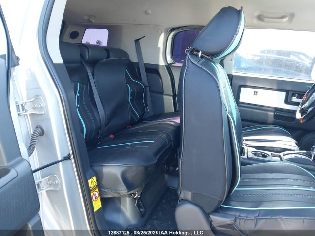 12687125 :رقم المزاد ، JTEBU11F970005886 vin ، 2007 Toyota Fj Cruiser مزاد بيع