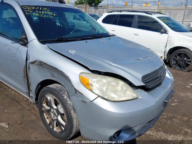 2005 Toyota Matrix Wagon მანქანა იყიდება აუქციონზე, vin: 2T1KR32E55C882109, აუქციონის ნომერი: 12687135