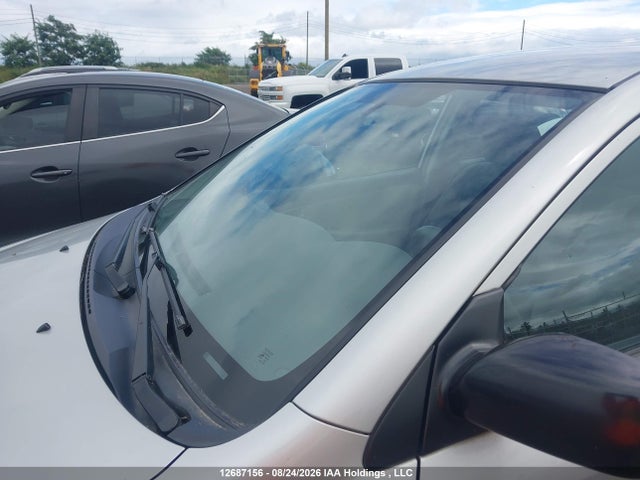 12687156 :رقم المزاد ، 2T1BR32E54C780680 vin ، 2004 Toyota Corolla مزاد بيع
