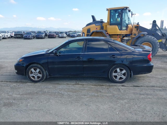 12687174 :رقم المزاد ، JTDBF32K430130598 vin ، 2006 Toyota Camry مزاد بيع