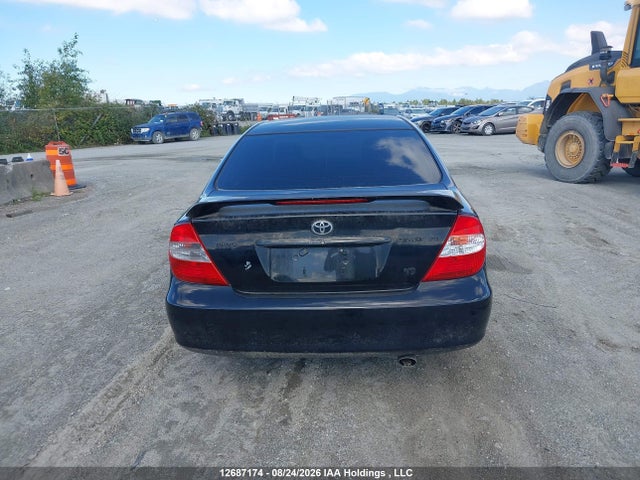 12687174 :رقم المزاد ، JTDBF32K430130598 vin ، 2006 Toyota Camry مزاد بيع