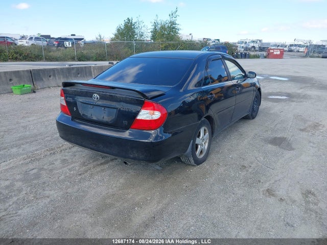 12687174 :رقم المزاد ، JTDBF32K430130598 vin ، 2006 Toyota Camry مزاد بيع