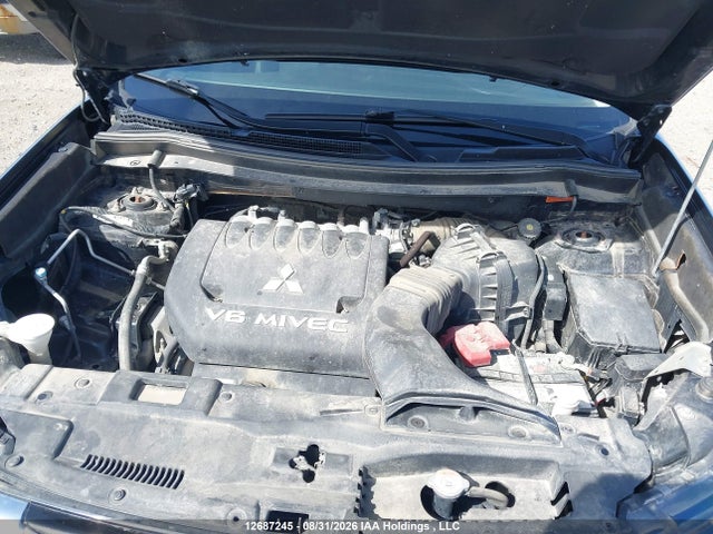Mitsubishi OUTLANDER GT 2017 JA4JZ4AX1HZ612352 Image 10