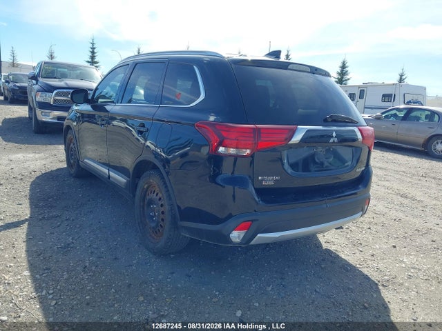 Mitsubishi OUTLANDER GT 2017 JA4JZ4AX1HZ612352 Image 3