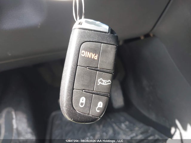 12687254 :رقم المزاد ، 1C3CCCFB3GN174001 vin ، 2016 Chrysler 200 Lx مزاد بيع