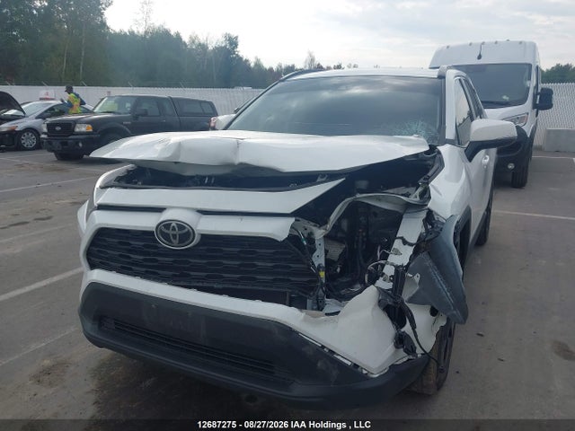 2T3B1RFV7MC209509 Toyota RAV4 LE