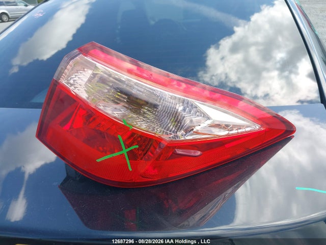 2T1BURHE5HC898498 Toyota COROLLA LE