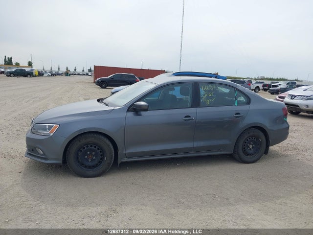 3VW2B7AJXHM288411 Volkswagen Jetta 1.4 Tsi Trendline+