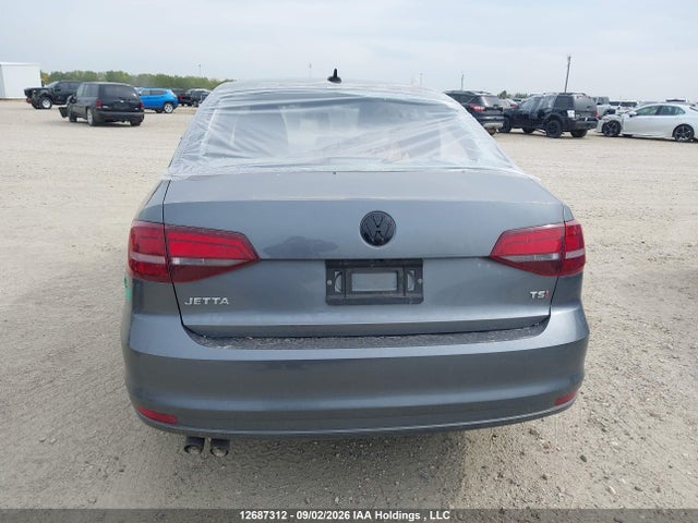 3VW2B7AJXHM288411 Volkswagen Jetta 1.4 Tsi Trendline+