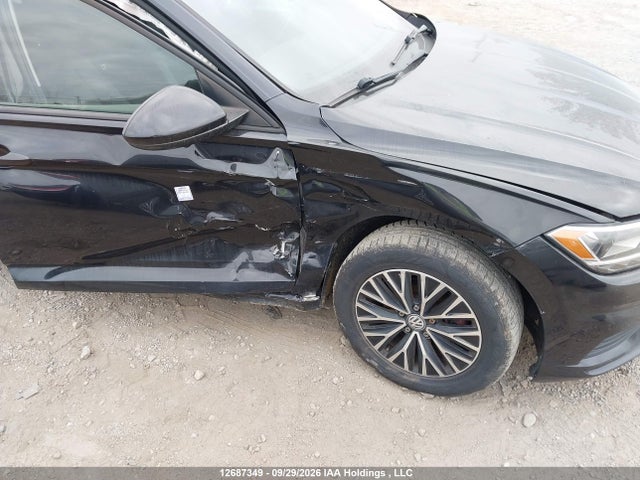 2019 Volkswagen Jetta Sel მანქანა იყიდება აუქციონზე, vin: 3VWE57BU7KM263986, აუქციონის ნომერი: 12687349