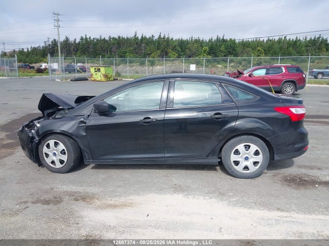 Ford FOCUS S 2014 1FADP3E25EL343388 Image 13