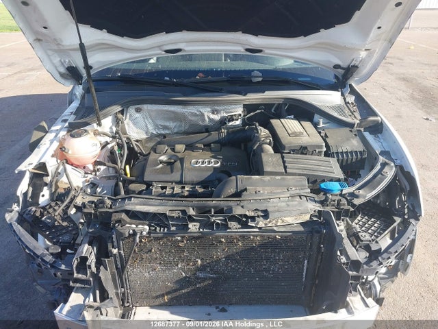 Audi Q3 2.0t Progressiv 2018 WA1JCCFS3JR019221 Image 10