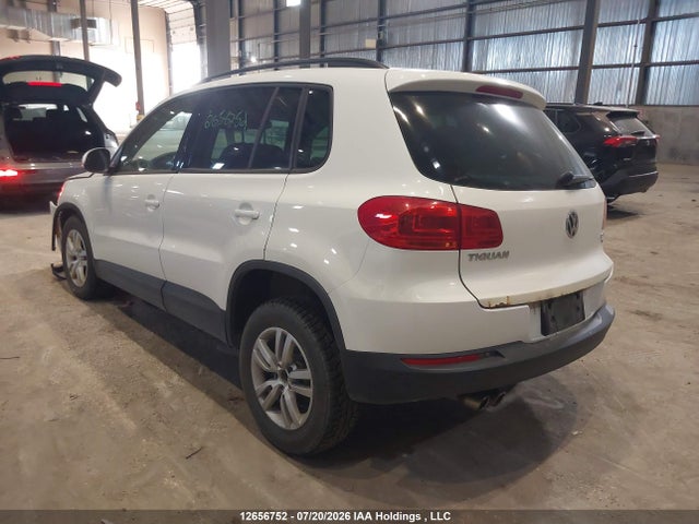 Продажа на аукционе авто 2015 Volkswagen Tiguan Comfortline/highline/special Edition/trendline, vin: WVGJV7AX8FW502878, номер лота: 12656752