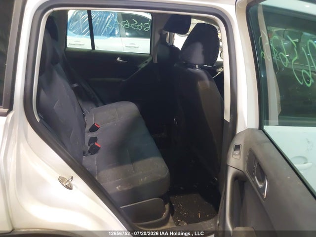 Продажа на аукционе авто 2015 Volkswagen Tiguan Comfortline/highline/special Edition/trendline, vin: WVGJV7AX8FW502878, номер лота: 12656752