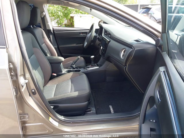 2T1BURHE6HC921562 Toyota COROLLA LE