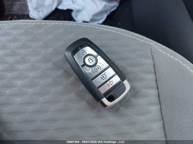 12687404 :رقم المزاد ، 1FMCU9G6XMUA75587 vin ، 2021 Ford Escape Se مزاد بيع