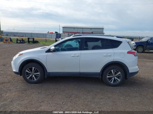 2T3WFREV5HW340379 Toyota Rav4 Xle