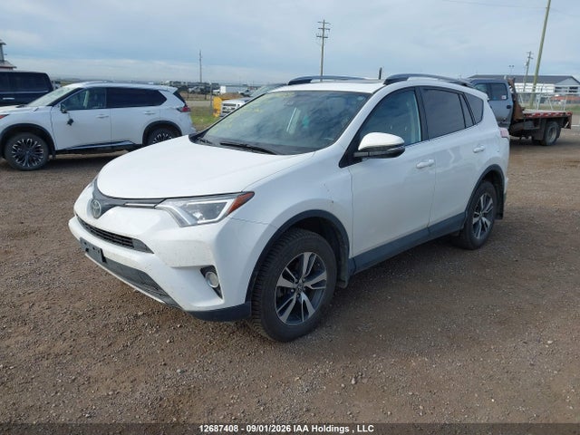 Toyota Rav4 Xle 2017 2T3WFREV5HW340379 Image 2