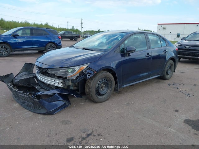 12687429 :رقم المزاد ، 5YFBPMBE7MP227637 vin ، 2021 Toyota Corolla Le مزاد بيع