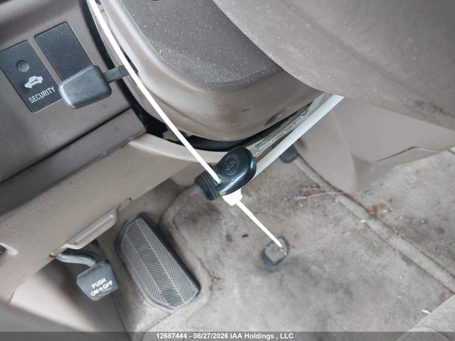 2001 Toyota Sienna Ce მანქანა იყიდება აუქციონზე, vin: 4T3ZF19C61U396828, აუქციონის ნომერი: 12687444