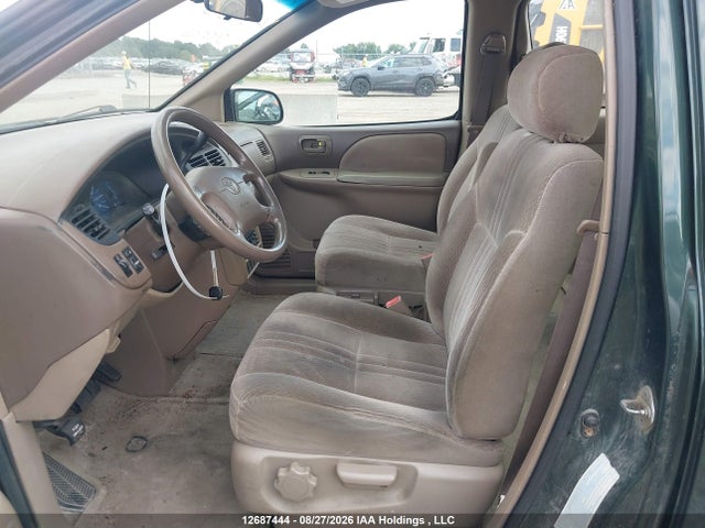 2001 Toyota Sienna Ce მანქანა იყიდება აუქციონზე, vin: 4T3ZF19C61U396828, აუქციონის ნომერი: 12687444