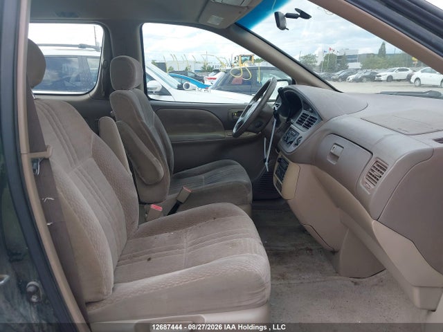 2001 Toyota Sienna Ce მანქანა იყიდება აუქციონზე, vin: 4T3ZF19C61U396828, აუქციონის ნომერი: 12687444