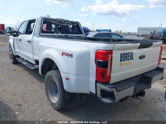 Ford F-450 Xlt 2023 1FT8W4DT4PED85489 Image 3