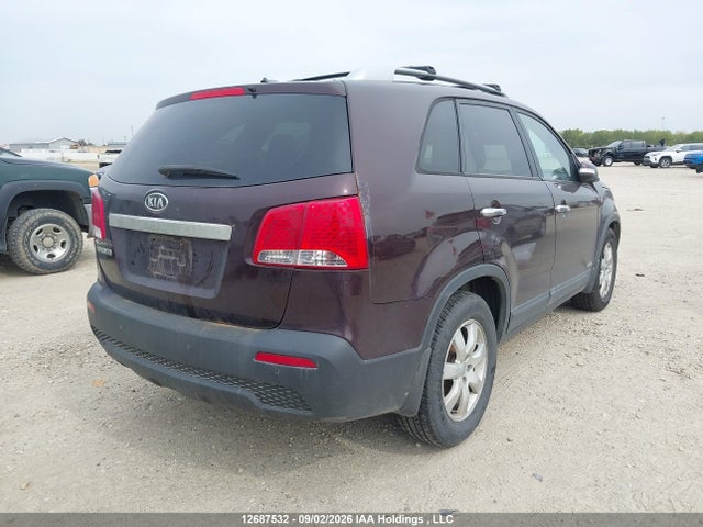 Продажа на аукционе авто 2012 Kia Sorento Lx, vin: 5XYKTDA28CG232674, номер лота: 12687532
