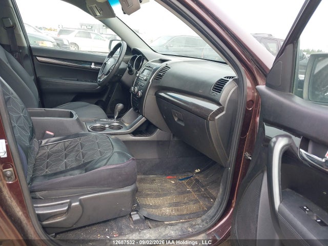 Продажа на аукционе авто 2012 Kia Sorento Lx, vin: 5XYKTDA28CG232674, номер лота: 12687532