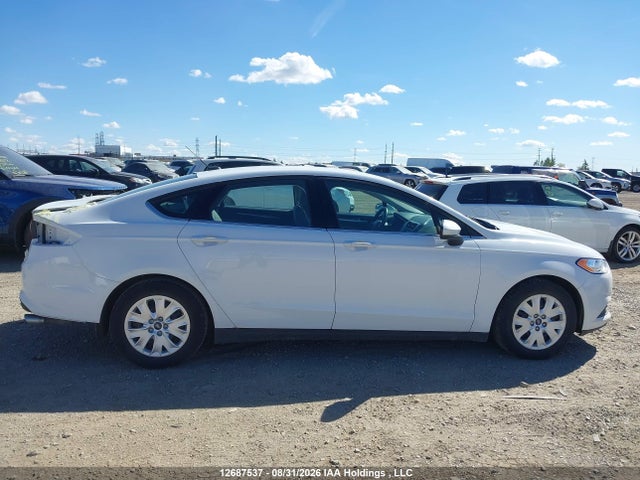2013 Ford Fusion S მანქანა იყიდება აუქციონზე, vin: 3FA6P0G7XDR334086, აუქციონის ნომერი: 12687537