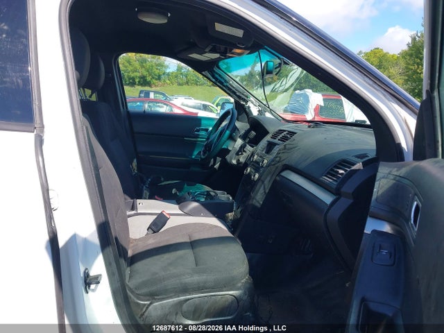 Ford Explorer Police Interceptor 2017 1FM5K8AR7HGB16905 Image 5