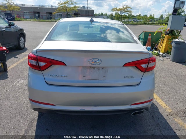 Hyundai SONATA SE 2016 5NPE24AF8GH284291 Image 16