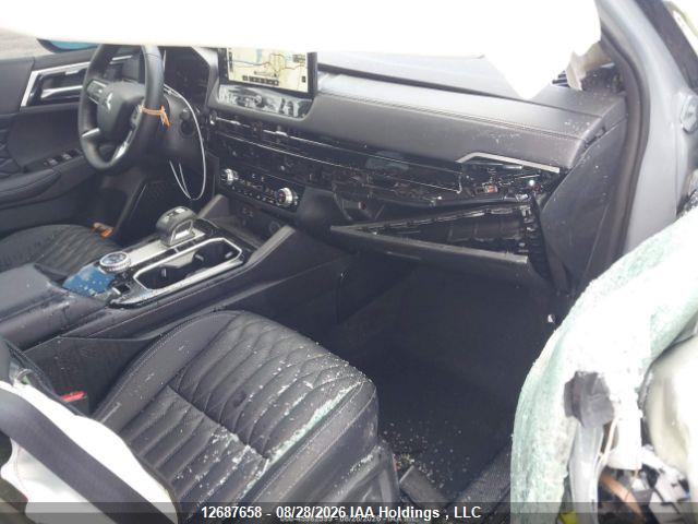 12687658 :رقم المزاد ، JA4J4WA87SZ624970 vin ، 2025 Mitsubishi Outlander مزاد بيع