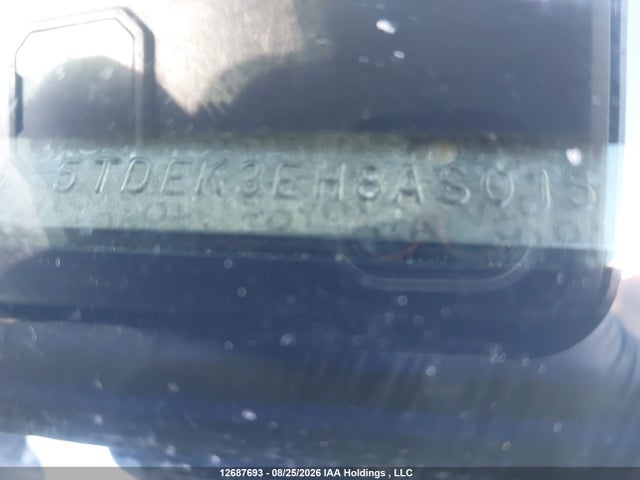 2010 Toyota Highlander V6 Sport მანქანა იყიდება აუქციონზე, vin: 5TDEK3EH8AS015196, აუქციონის ნომერი: 12687693