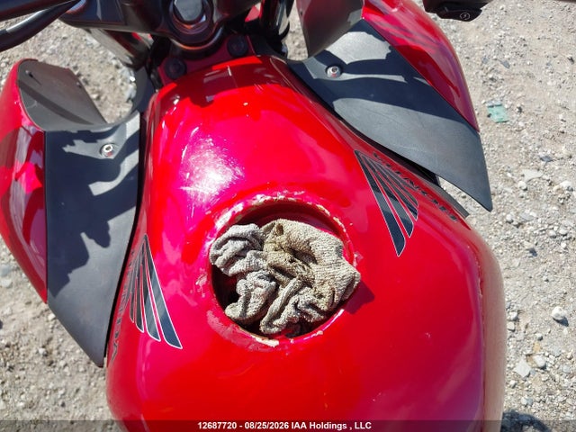 12687720 :رقم المزاد ، MLHPC4524D5000113 vin ، 2013 Honda Cb500 F مزاد بيع