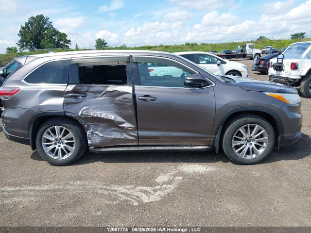 Toyota Highlander Xle 2016 5TDJKRFH8GS258838 Image 12